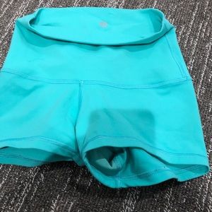 LULULEMON ATHLETICA SHORTS